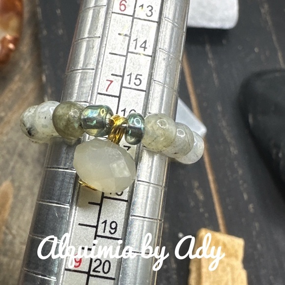 Charms multi stone Labradorite beaded gem ring/handmade bohemian - Picture 2 of 5
